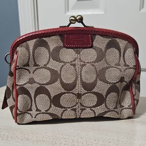 Coach EUC Legacy Lining Kisslock Clutch/wrislet